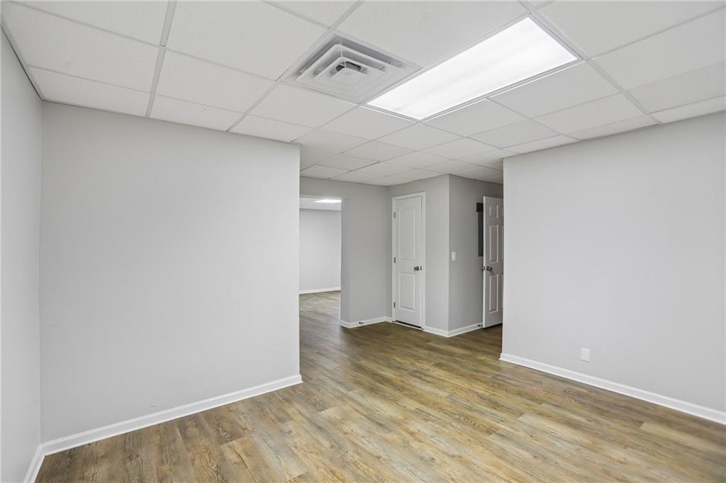 300 Harcourt Place Property Photo 33
