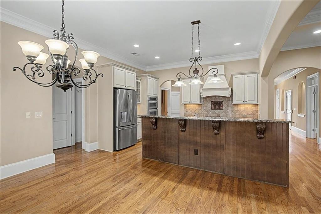2327 Sandy Oaks Drive Property Photo 16