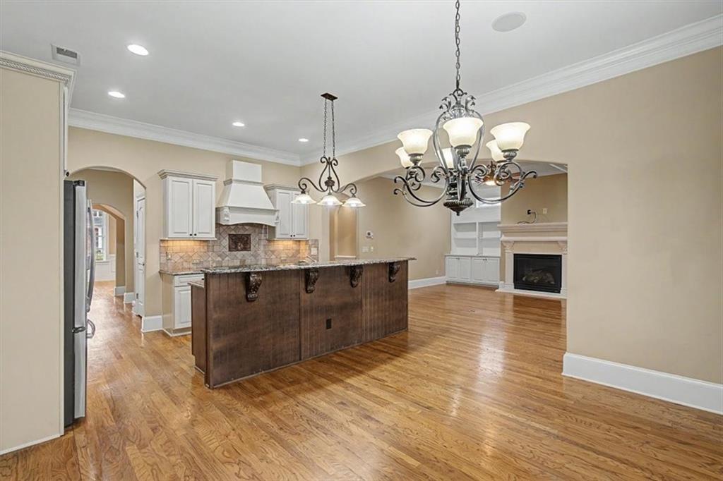2327 Sandy Oaks Drive Property Photo 19