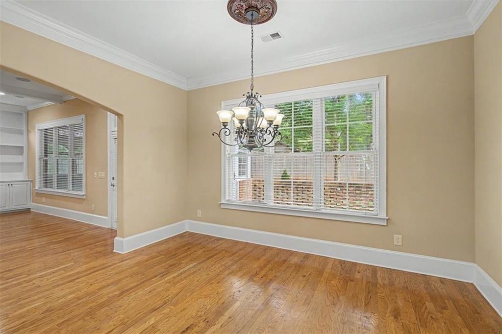 2327 Sandy Oaks Drive Property Photo 20