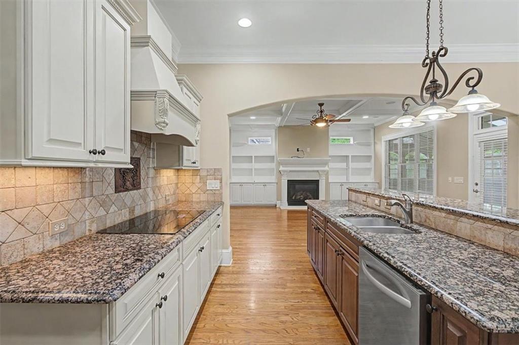 2327 Sandy Oaks Drive Property Photo 21