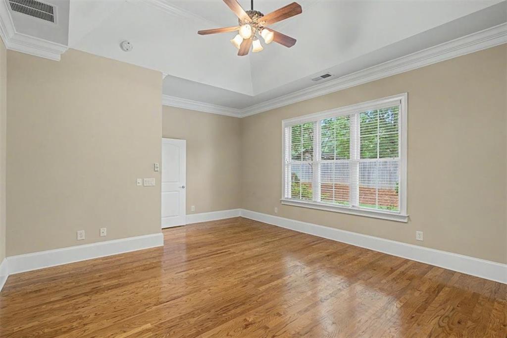 2327 Sandy Oaks Drive Property Photo 32