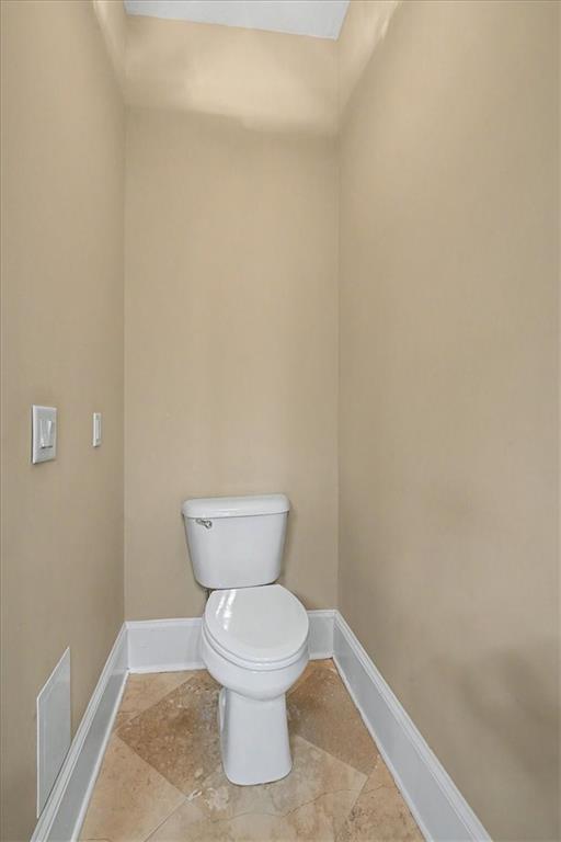 2327 Sandy Oaks Drive Property Photo 37