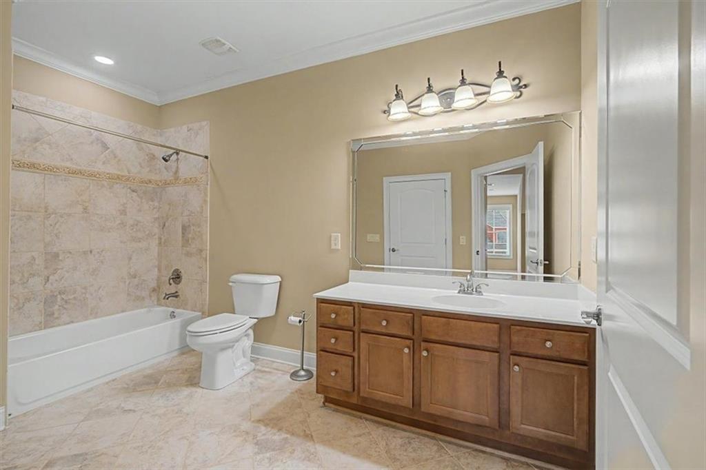 2327 Sandy Oaks Drive Property Photo 44