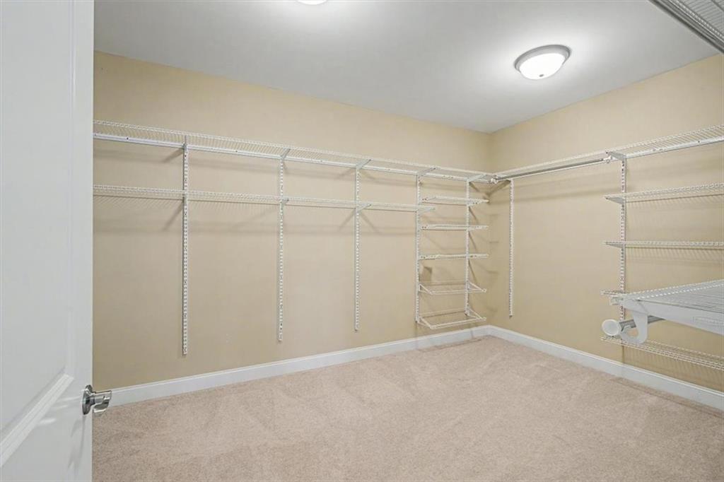 2327 Sandy Oaks Drive Property Photo 45