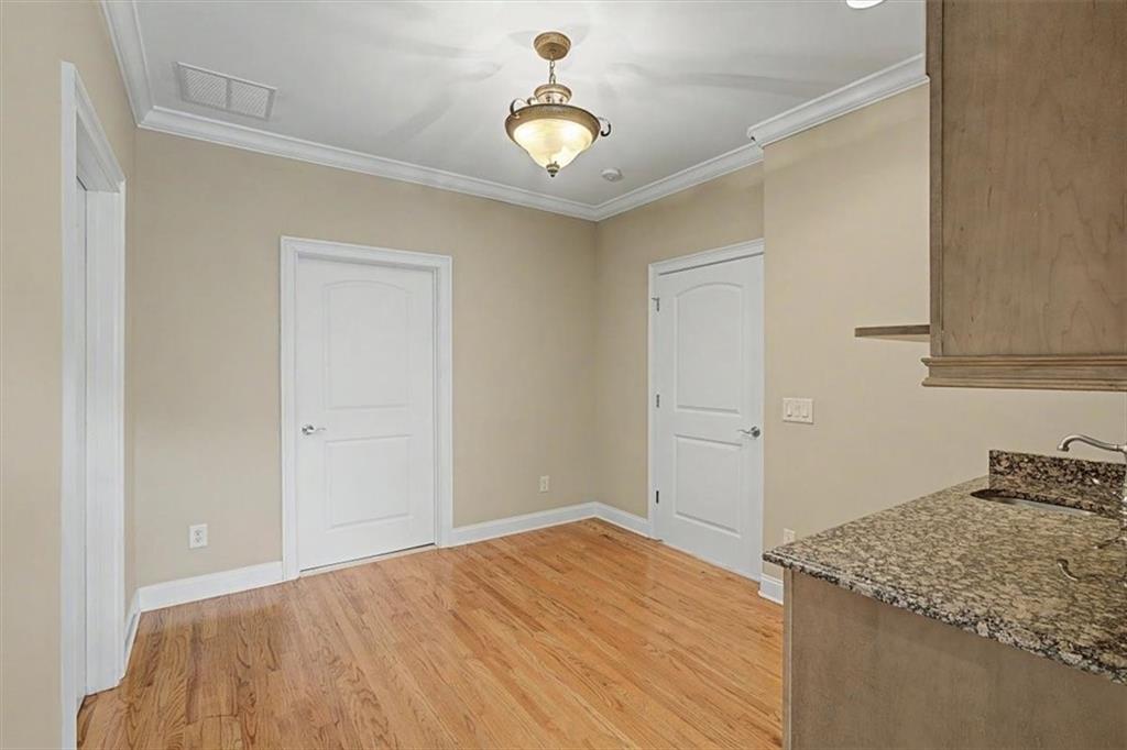 2327 Sandy Oaks Drive Property Photo 51