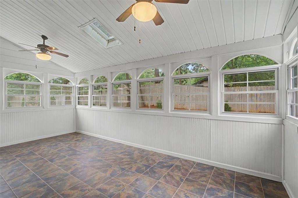 2327 Sandy Oaks Drive Property Photo 52