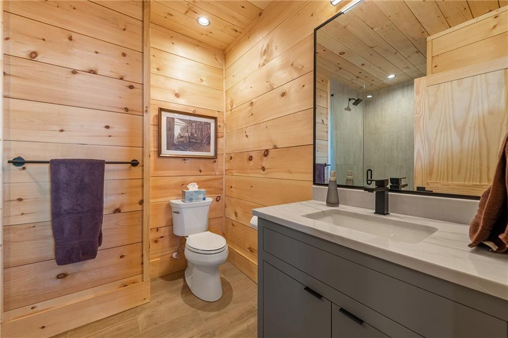970 Lakeview Drive Property Photo 47