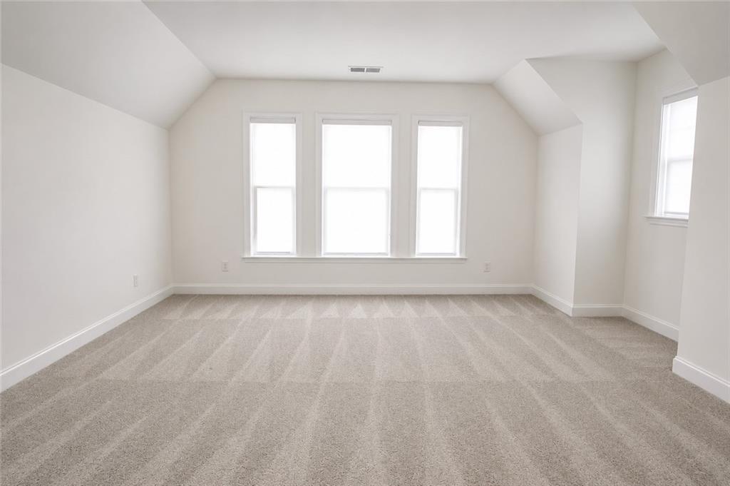116 Ivey Way Property Photo 37