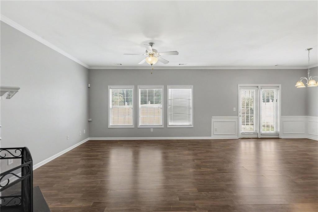 211 Meadow Run Property Photo 8