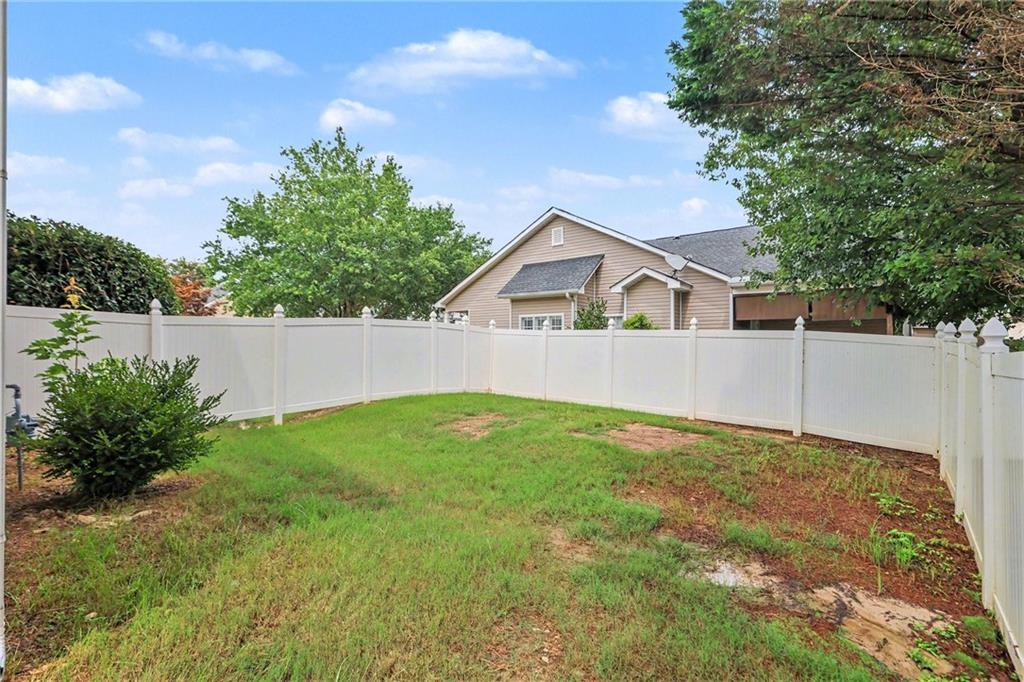 211 Meadow Run Property Photo 28