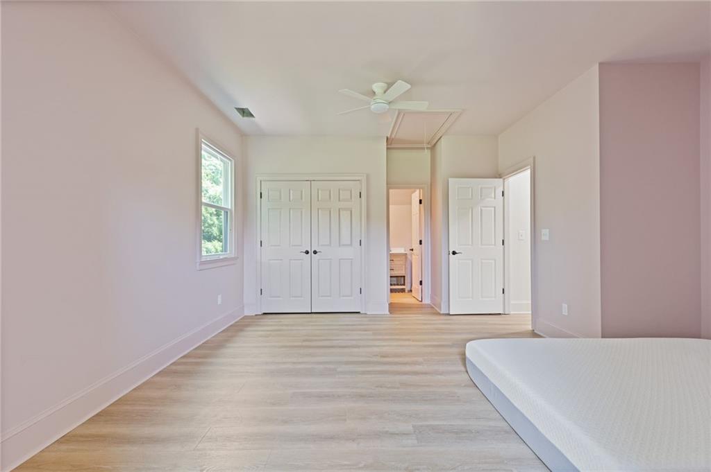 496 Davis Road Property Photo 43