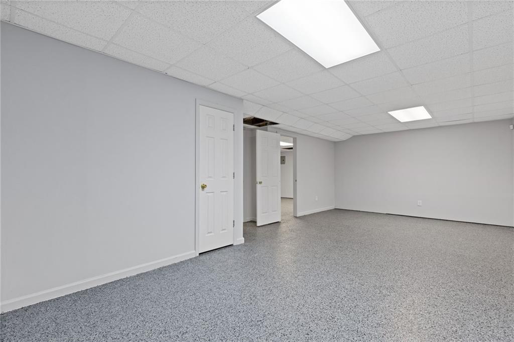 496 Davis Road Property Photo 45