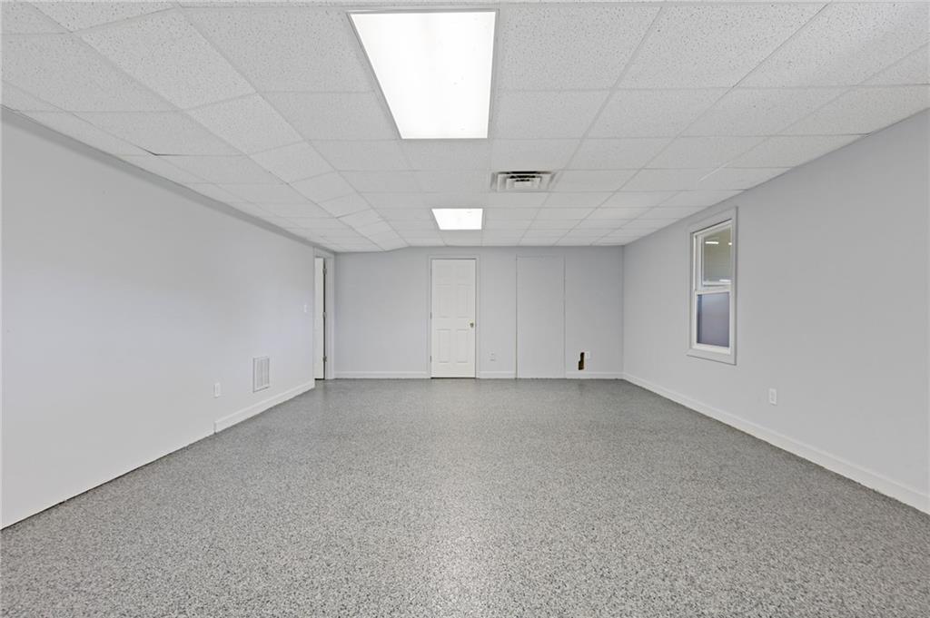 496 Davis Road Property Photo 46