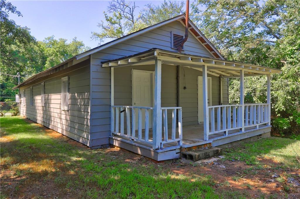 120 Caraker Avenue Property Photo 4