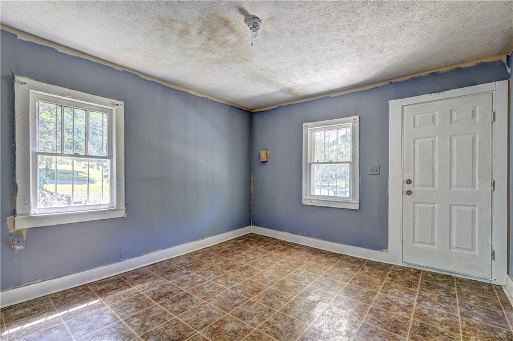 120 Caraker Avenue Property Photo 10
