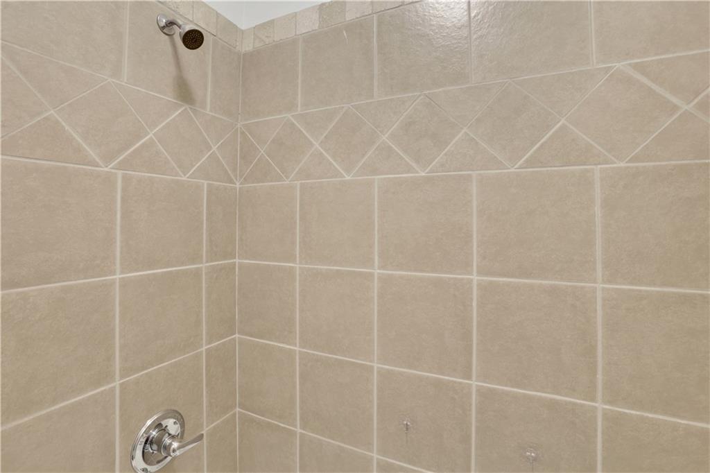 3252 Lavista Road Property Photo 44