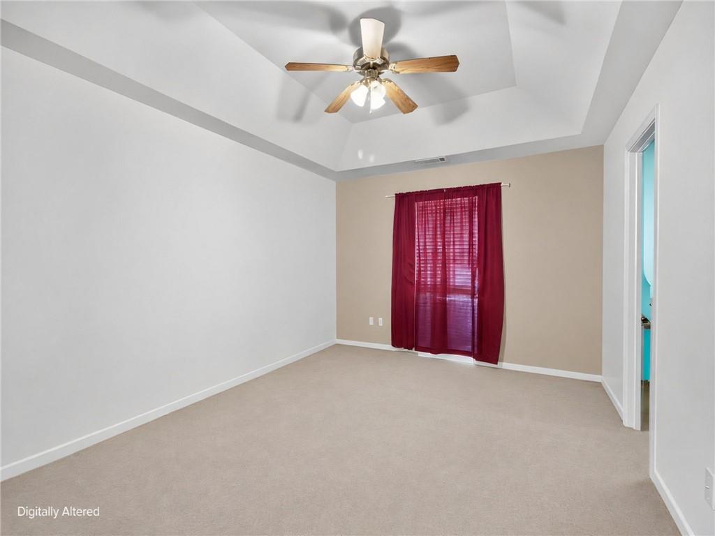 109 Collins Way Property Photo 12