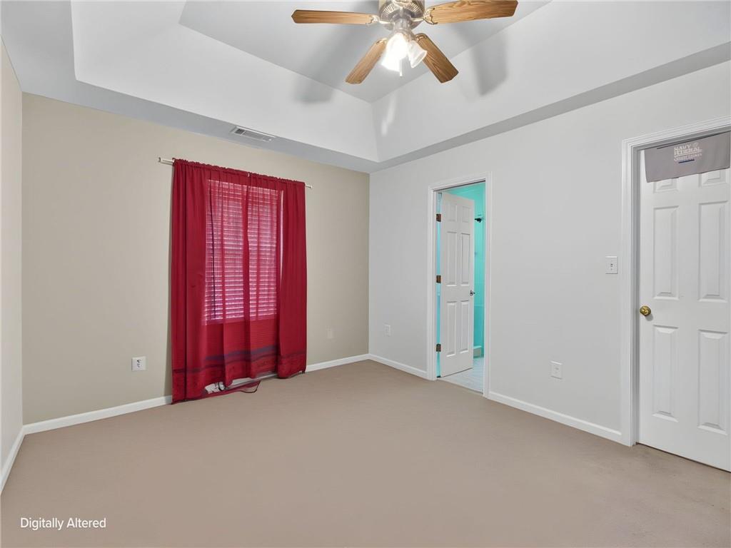 109 Collins Way Property Photo 13