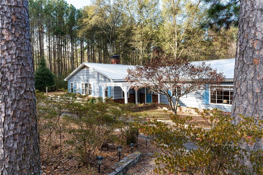 264 Euharlee Road Sw Property Photo 2