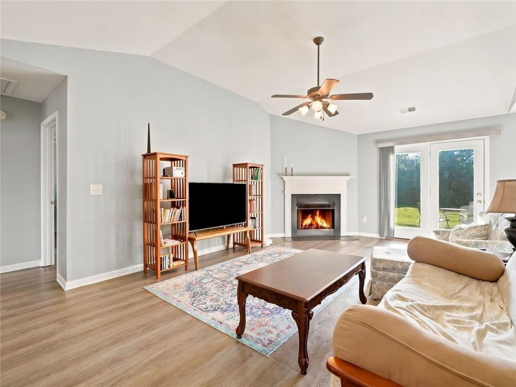 128 Brookstone Drive Sw Property Photo 6