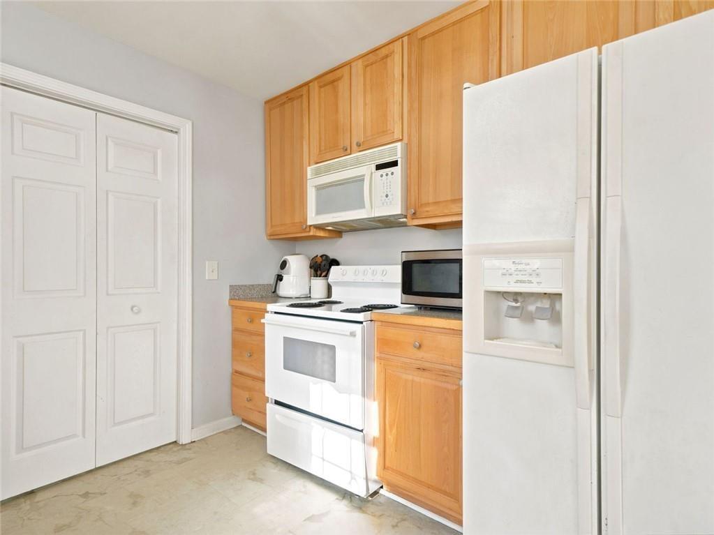 128 Brookstone Drive Sw Property Photo 8