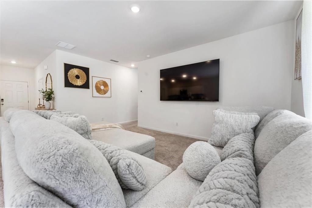 2359 Argento Circle Property Photo 8