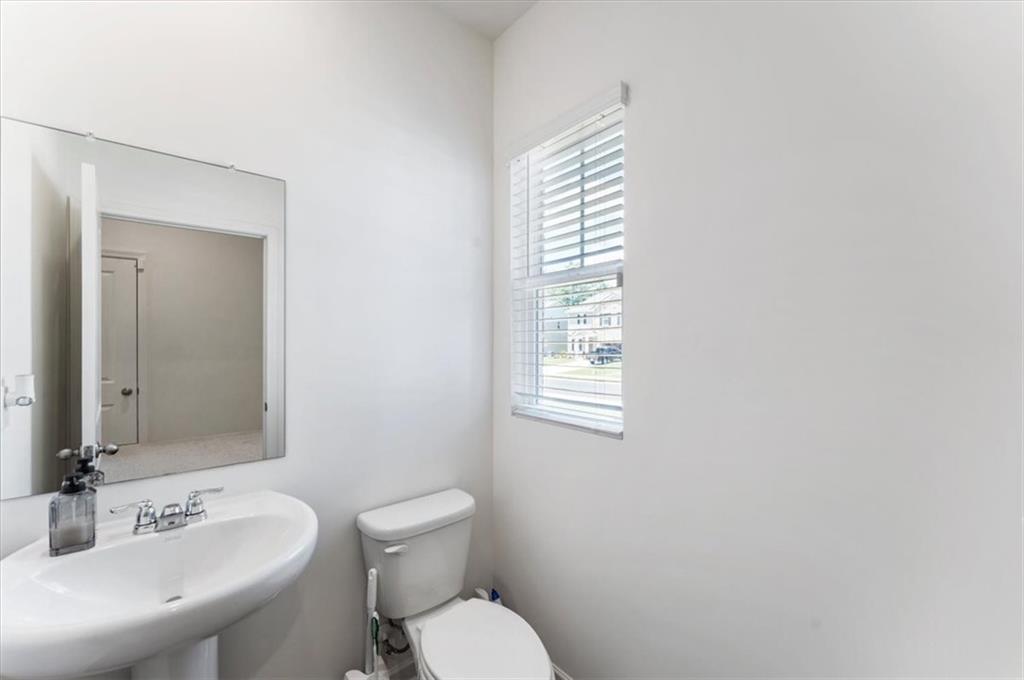2359 Argento Circle Property Photo 28