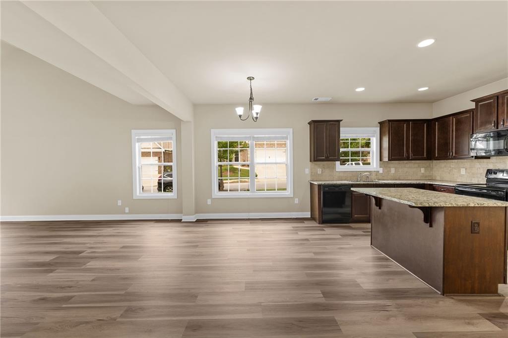 800 Ansbeth Way Property Photo 15