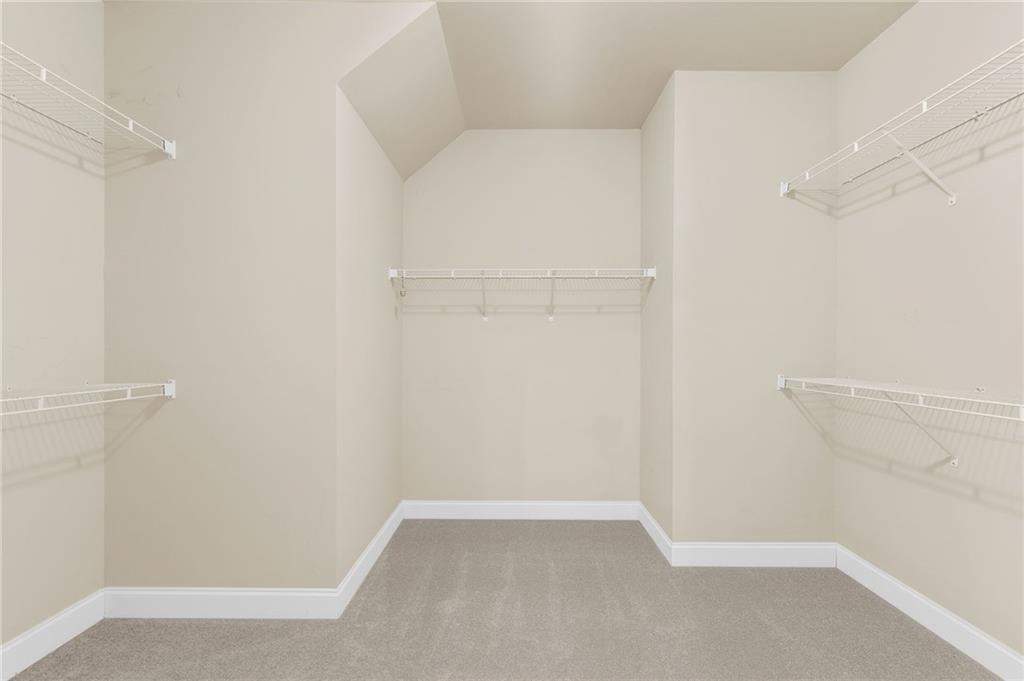 800 Ansbeth Way Property Photo 32