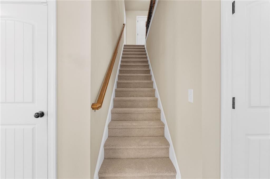 800 Ansbeth Way Property Photo 35
