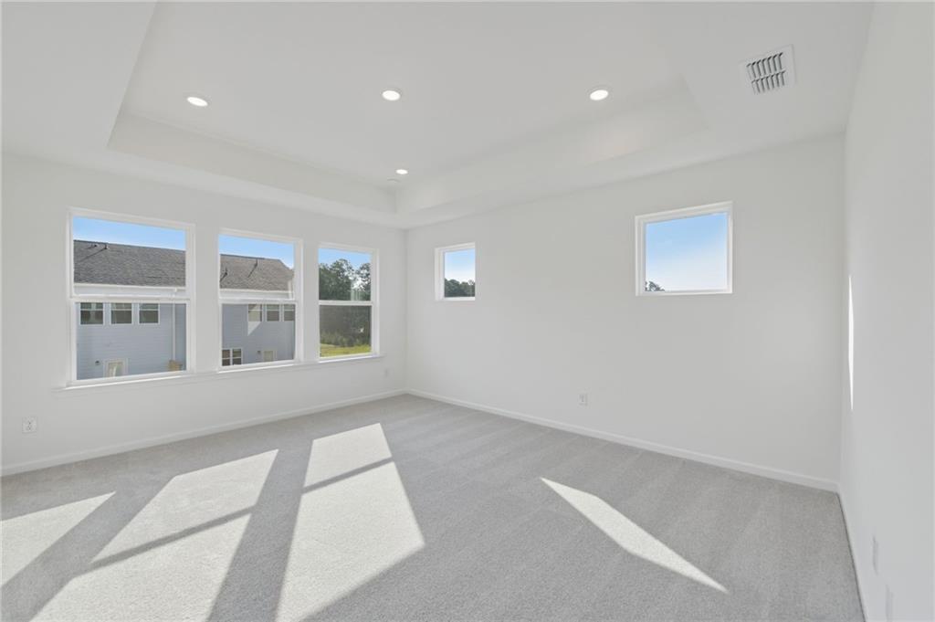 96 Epperly Way Property Photo 5