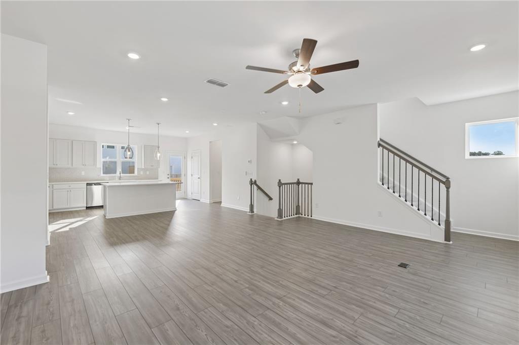 96 Epperly Way Property Photo 9