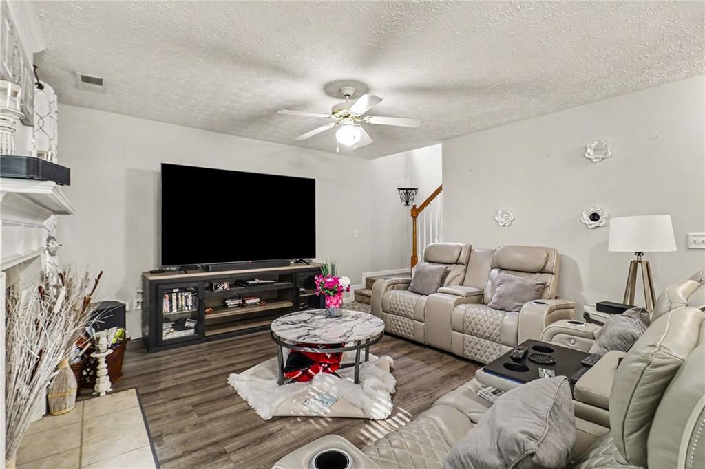8280 Mayfern Drive Property Photo 7