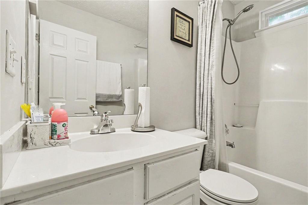 8280 Mayfern Drive Property Photo 21
