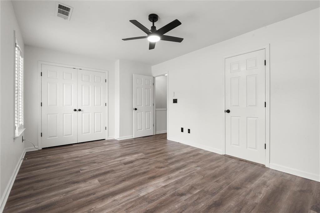 3737 Berkeley Crossing Property Photo 16