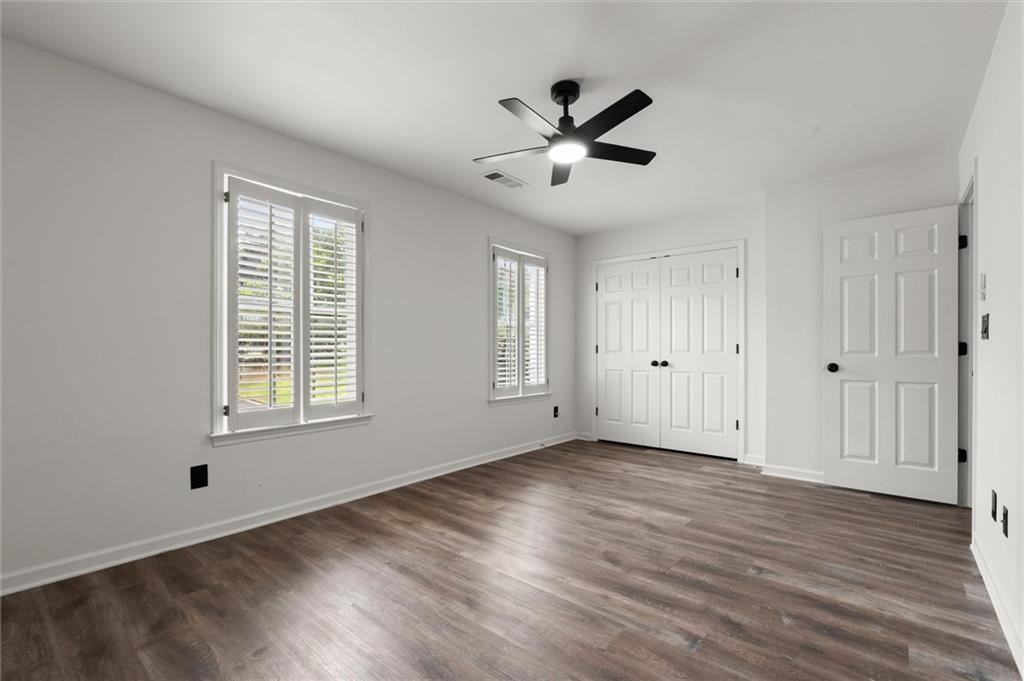 3737 Berkeley Crossing Property Photo 17
