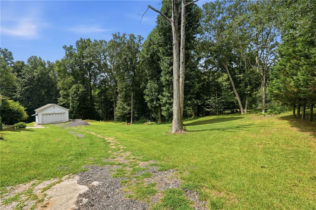 3651 Ledan Road Property Photo 11