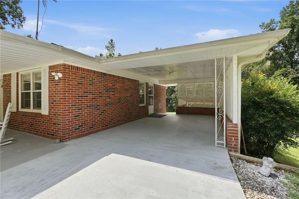 3651 Ledan Road Property Photo 12