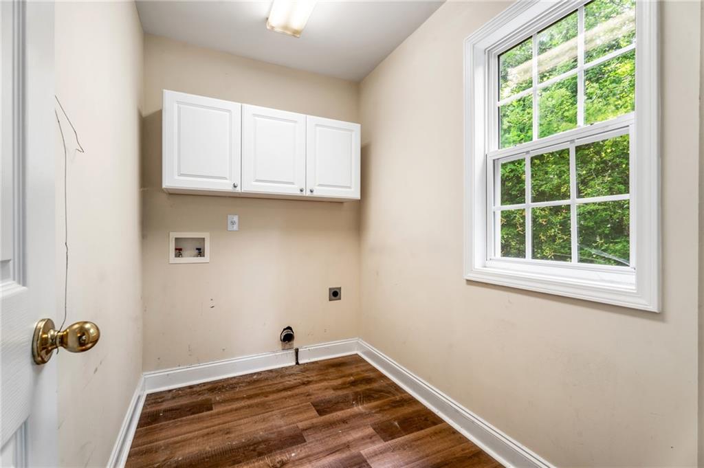 6920 Autumn Hills Drive Property Photo 8