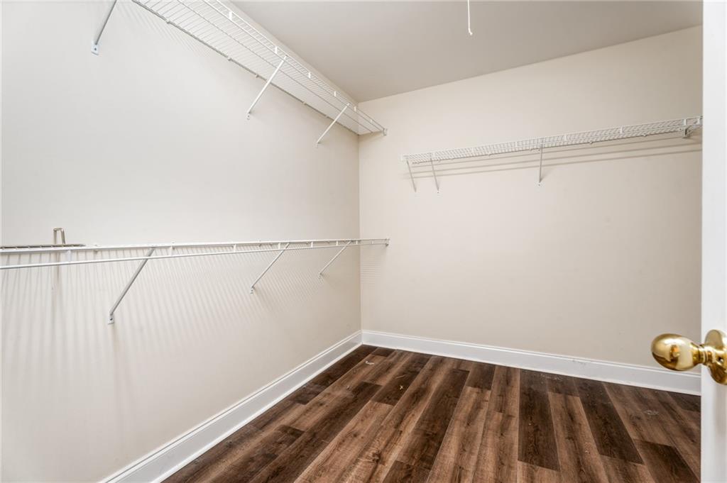 6920 Autumn Hills Drive Property Photo 12