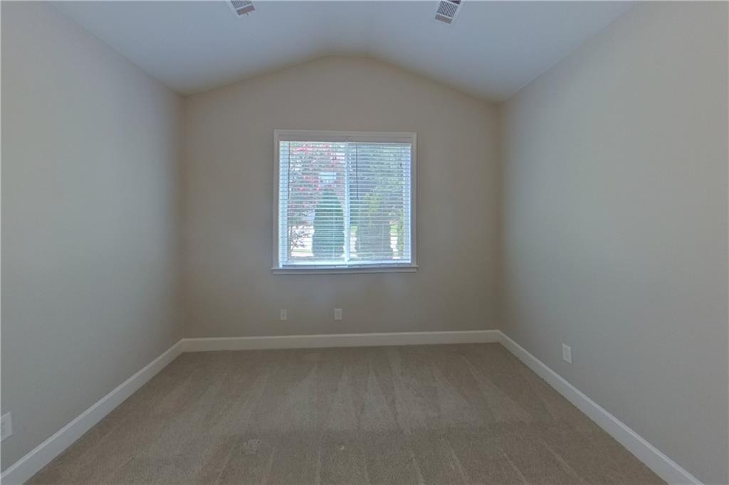 7811305 Property Photo 6