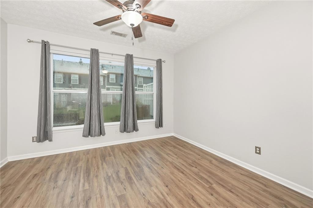 7811315 Property Photo 3