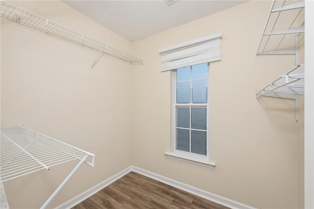 7811315 Property Photo 13