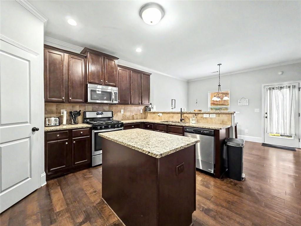 2015 Chapel Estates Lane Property Photo 6