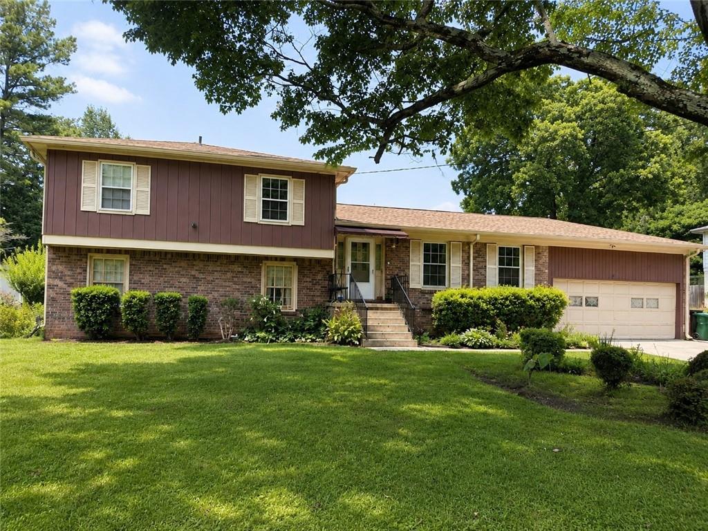 741 Corundum Court Property Photo 1