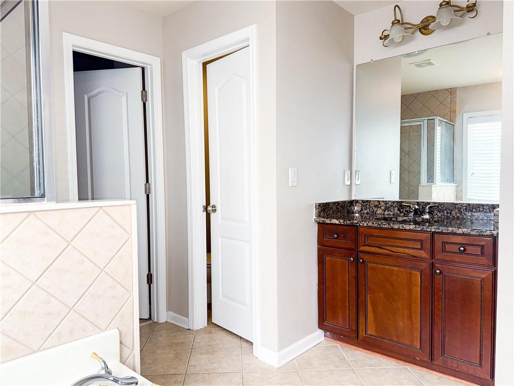 5415 Falls Landing Drive Property Photo 16