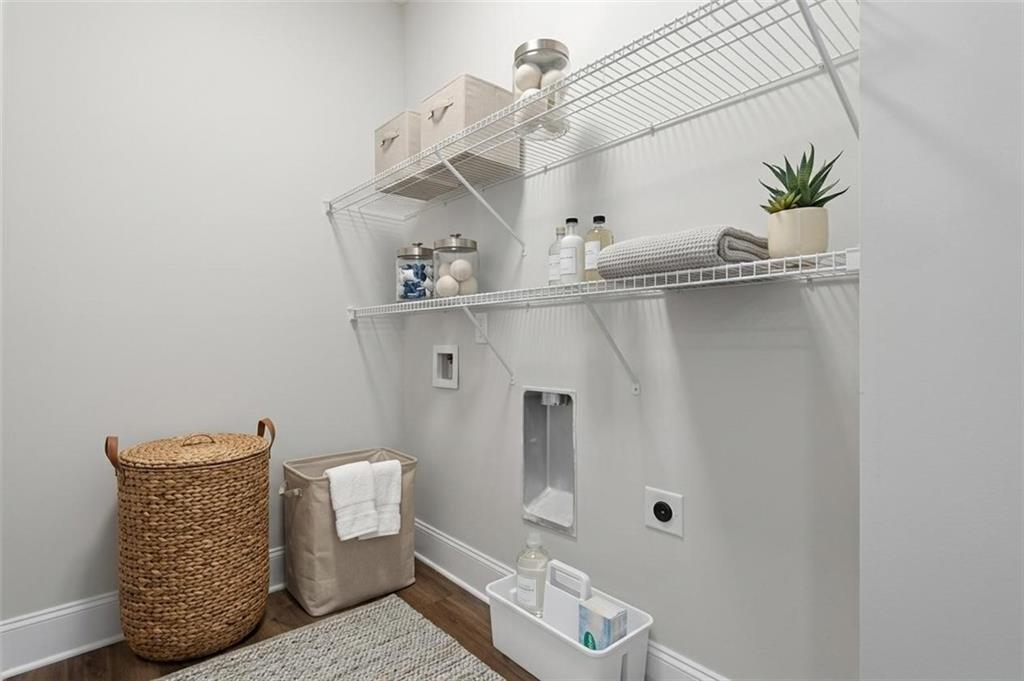 2107 E Haven Drive Ne Property Photo 24