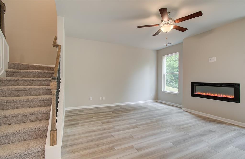 1152 Bodega Loop Property Photo 7
