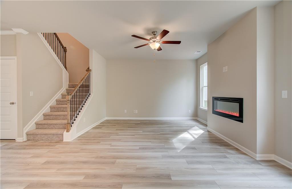 1152 Bodega Loop Property Photo 8